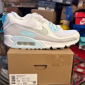 Women’s Nike Air Max 90 White Glacier Blue DH8010-104 [Select Size]